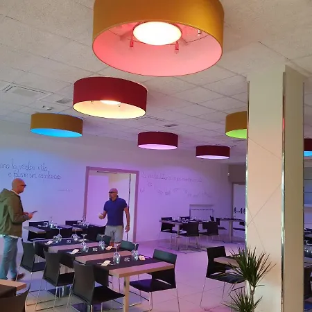 Хостел Eliopoli Beach & Restaurant Тиррения