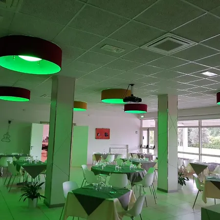 Eliopoli & Restaurant *