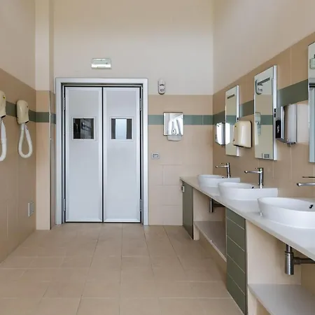 Eliopoli & Restaurant Tirrenia