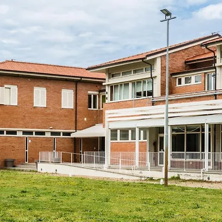 Hostel Eliopoli & Restaurant *