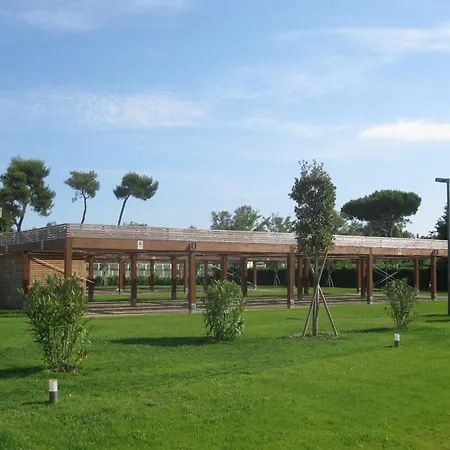 Eliopoli & Restaurant Albergue *